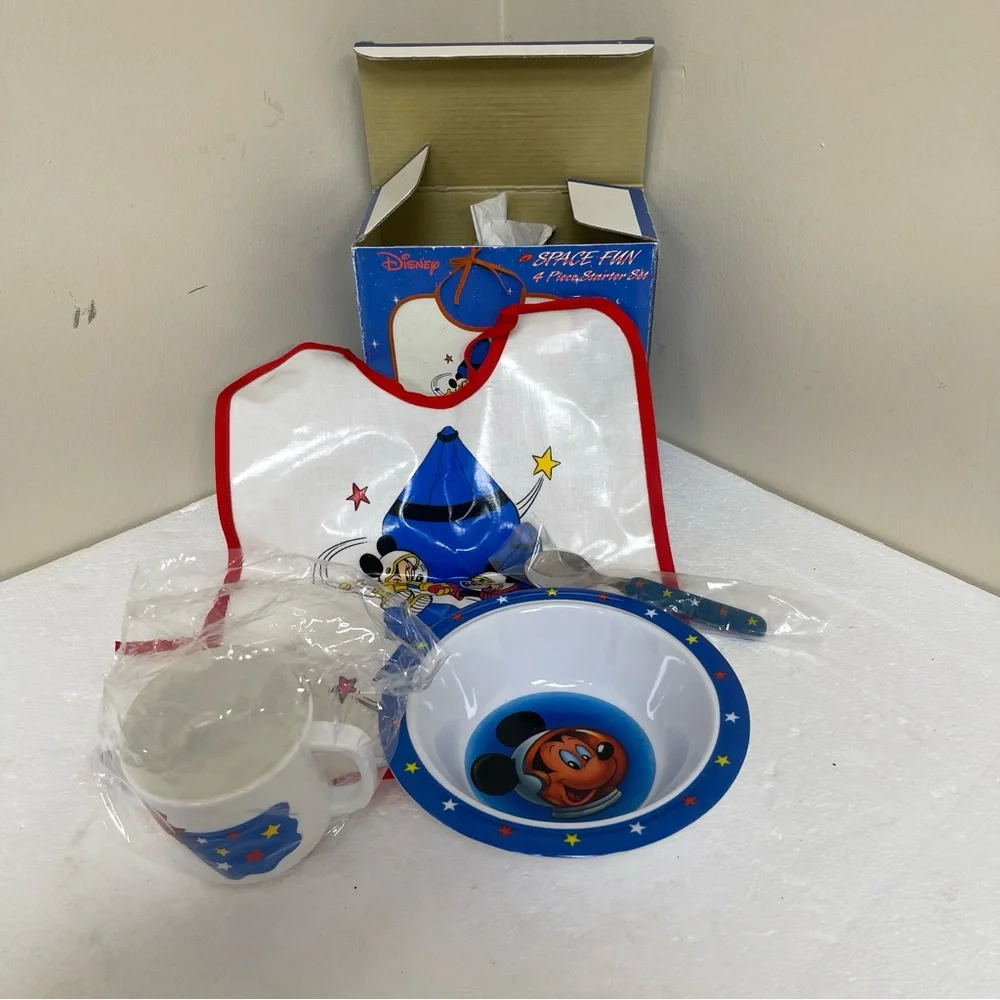 Vintage Disney Space Fun 4 Piece Starter Set